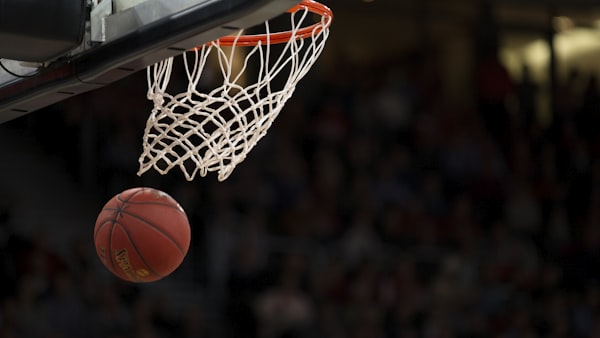 NBA篮球赛事精彩扣篮与绝杀瞬间视频缩略图